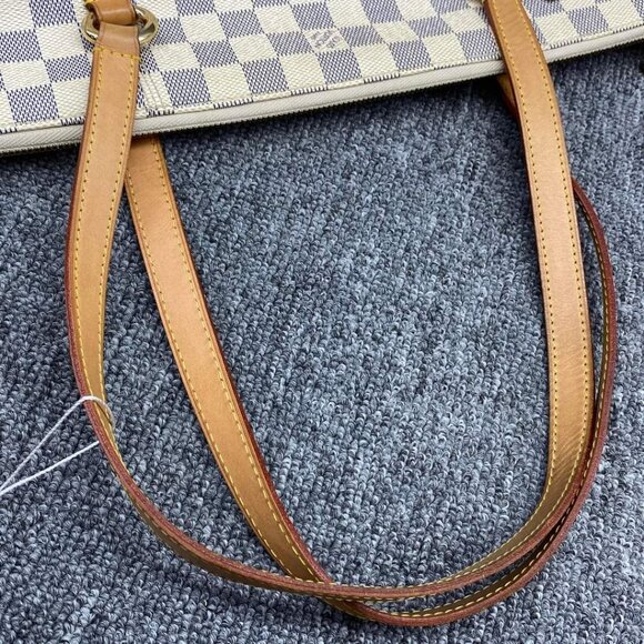 100% Authentic Louis Vuitton Totally White Damier Azur Canvas Tote Bag - Picture 3 of 16